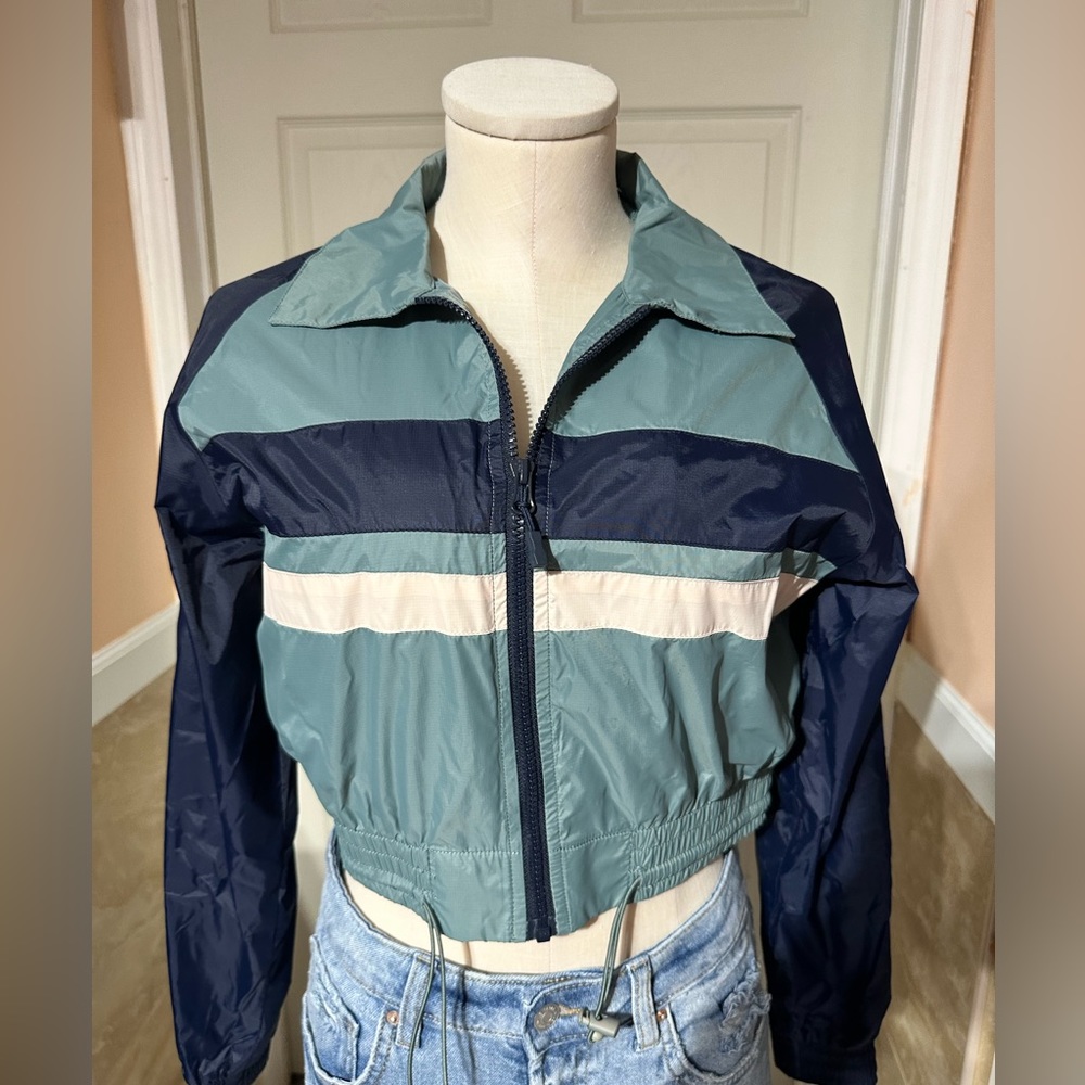 Capri Windbreaker